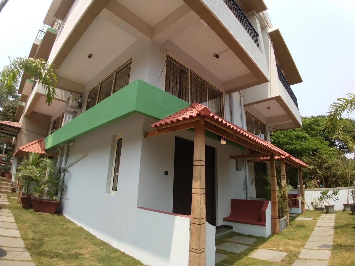 Kay'S Riverview Resort Baga Eksteriør bilde